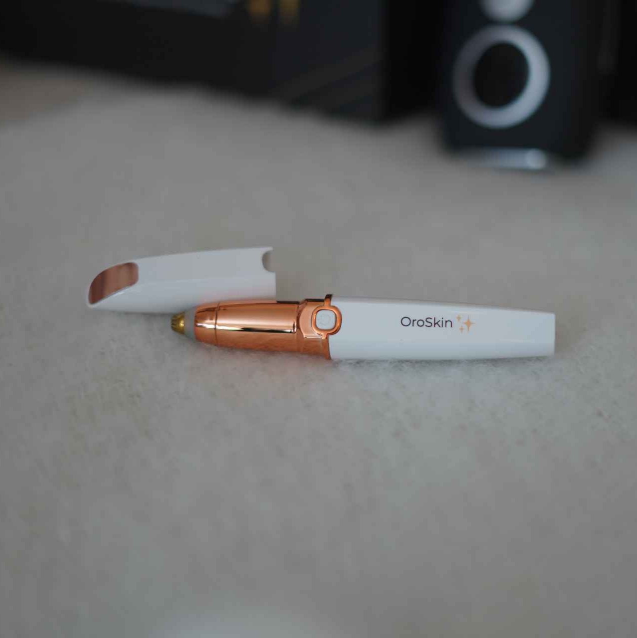 OroSkin 2-in-1 Eyebrow & Facial Trimmer