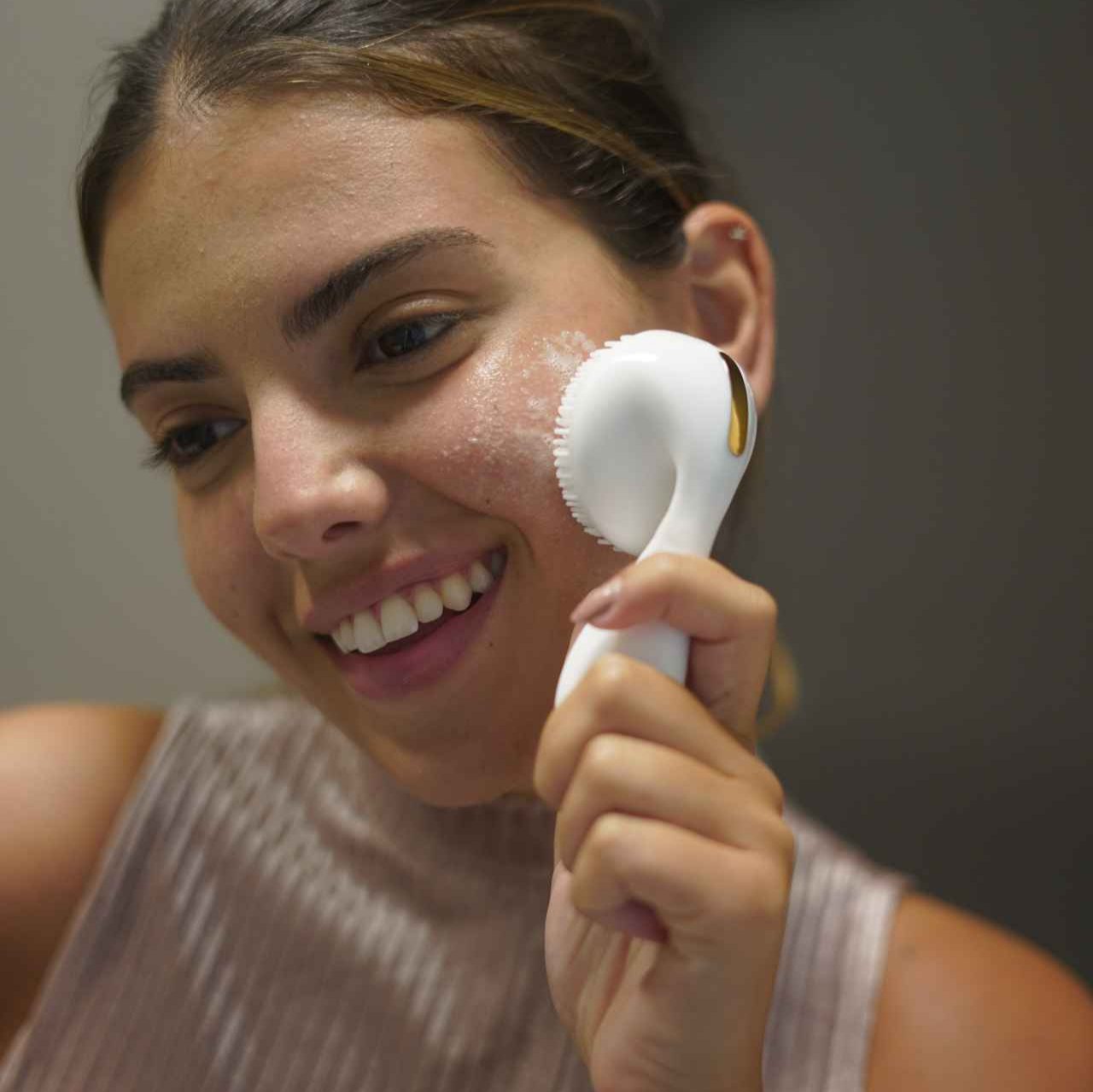 OroSkin Ultrasonic Facial Brush
