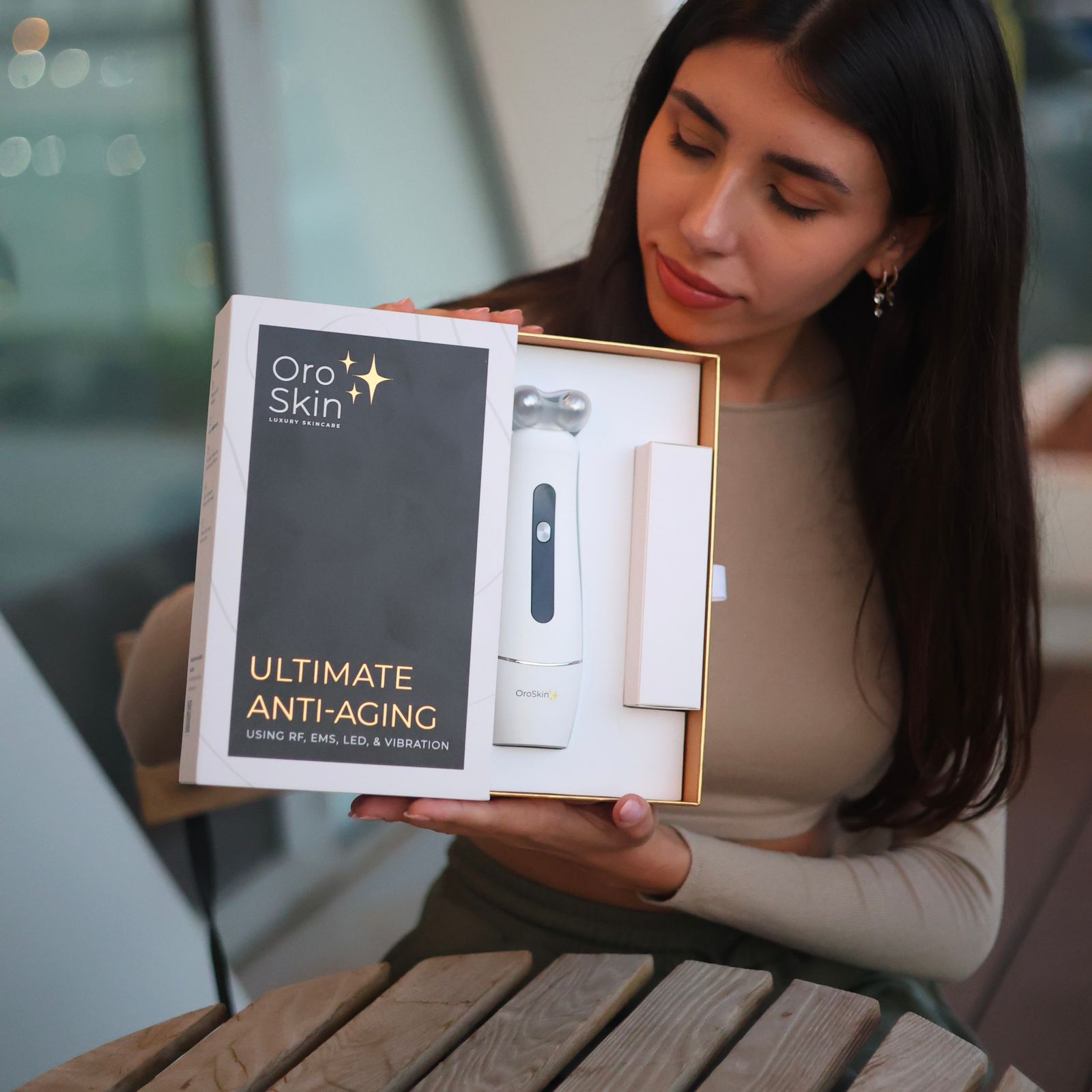 OroSkin Ultimate Anti-Aging (RF, EMS, LED, & Vibration)