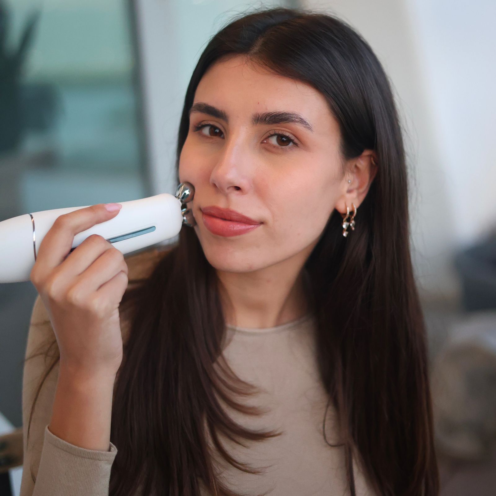 OroSkin Ultimate Anti-Aging (RF, EMS, LED, & Vibration)