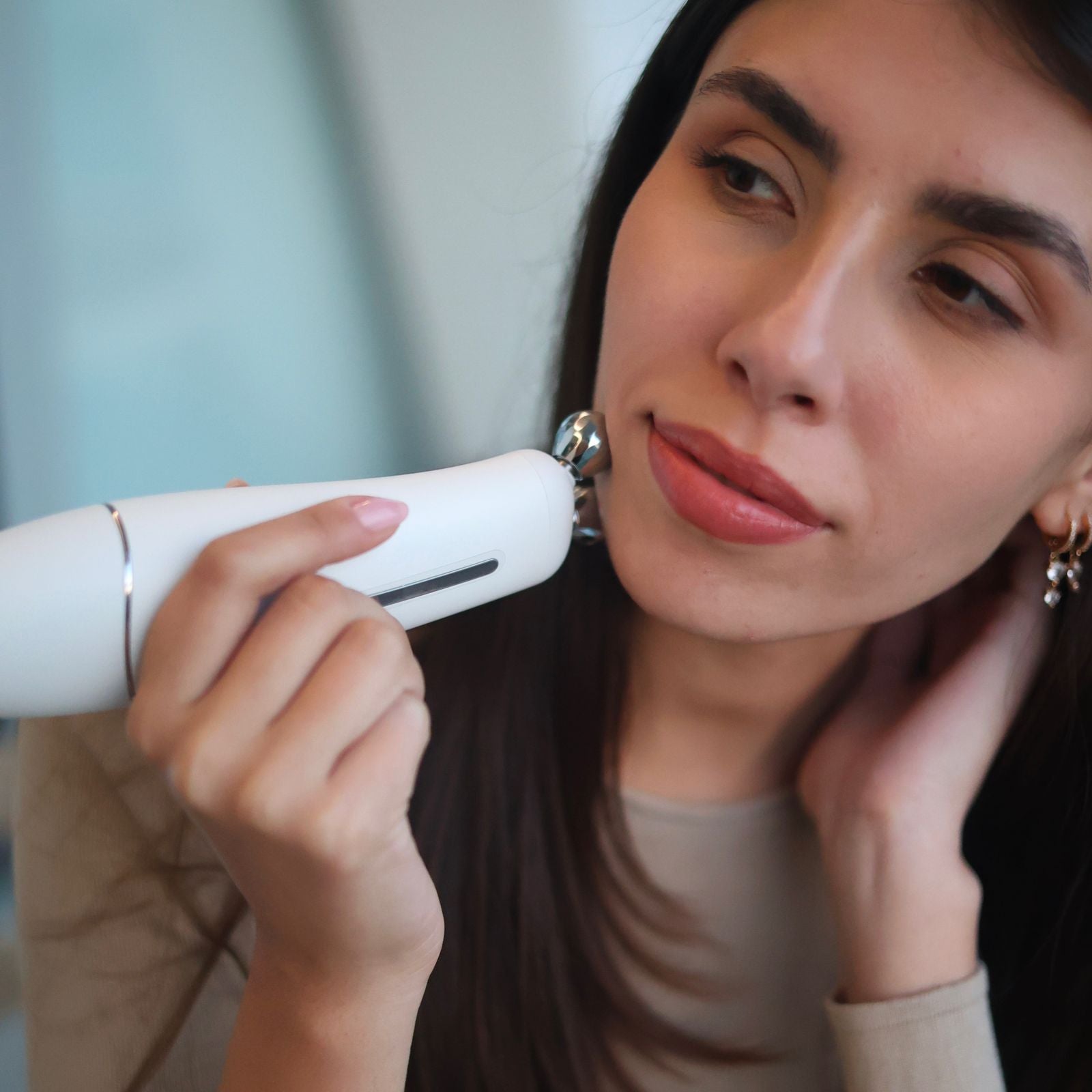 OroSkin Ultimate Anti-Aging (RF, EMS, LED, & Vibration)